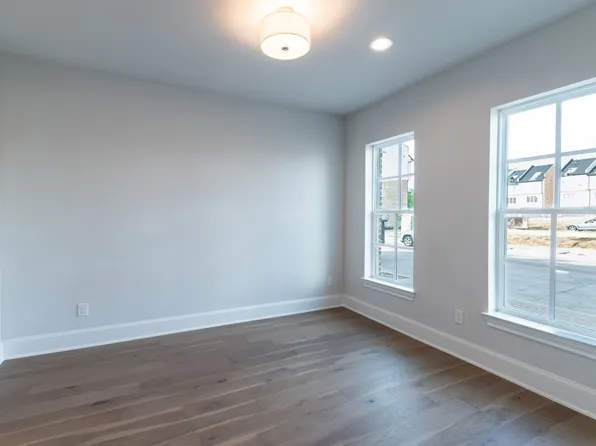 4620 Warwood Ln, Dallas, TX 75219