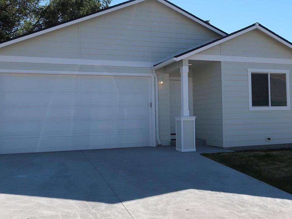 1st image of 1099 S New Oak Ln