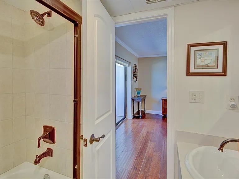 1270 Gulf Blvd #1003 — Photo 28