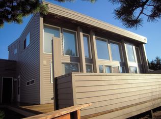 951 Fairway Ct, Manzanita, OR 97130