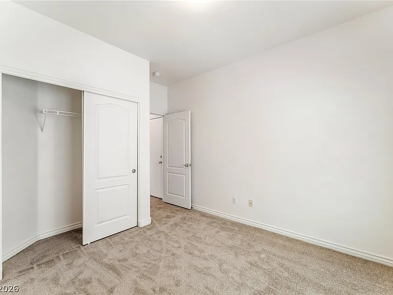 2621 Lazy Leopard Ct — Photo 11