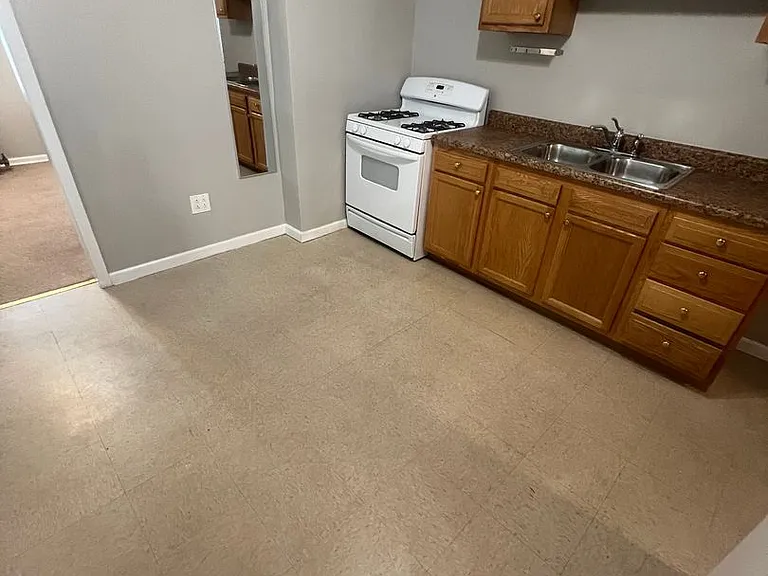 2029 Murray Hill Rd — Photo 17