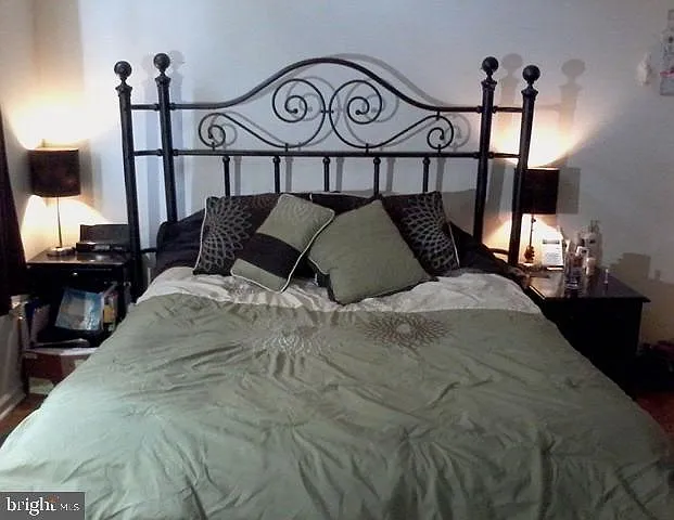 1531 Poplar St #1 — Photo 8