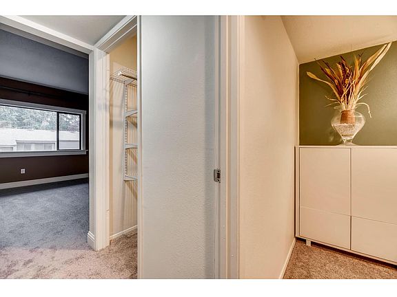 3rd image of 11510 NE 128th St APT 1