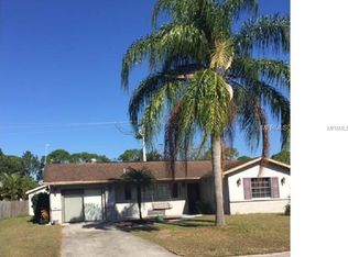 2825 Indianwood Dr, Sarasota, FL 34232