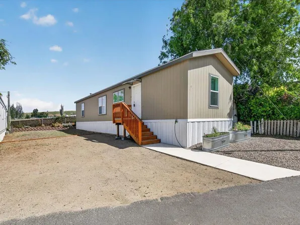 1235 N Mountain Ave Unit 9, Ashland, OR 97520