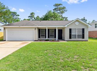 5813 Julie Ln, Gautier, MS 39564