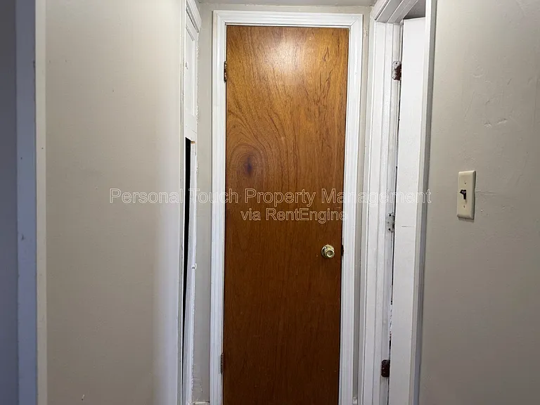 728 8th St N #3 — Photo 7