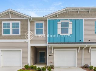 518 Cherry Ridge Dr, Orange Park, FL 32065