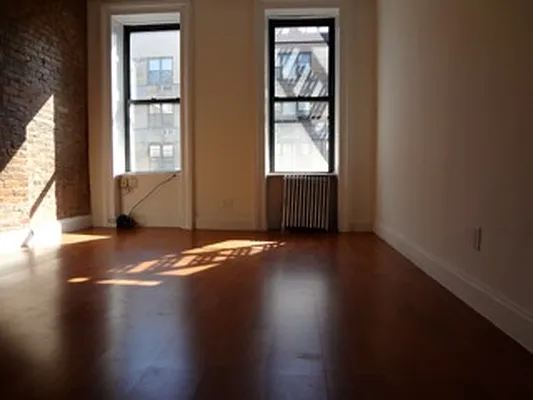 Rented by City Heights Realty | media 18