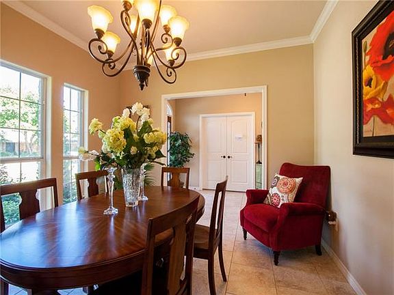 5th image of 20 Lilac Cir