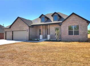 275 Canyon Creek Ln, Guthrie, OK 73044