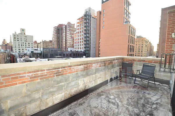 Rented by City Stop Realty | media 10