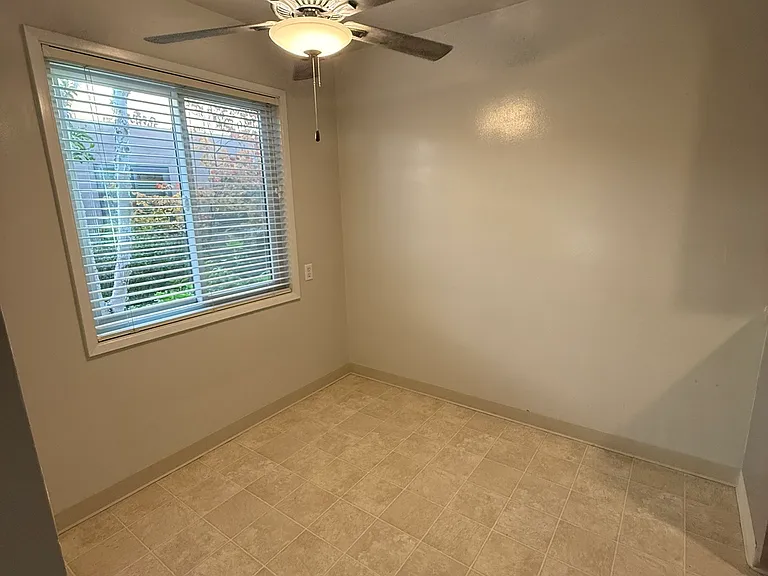 1624 T St #2 — Photo 4