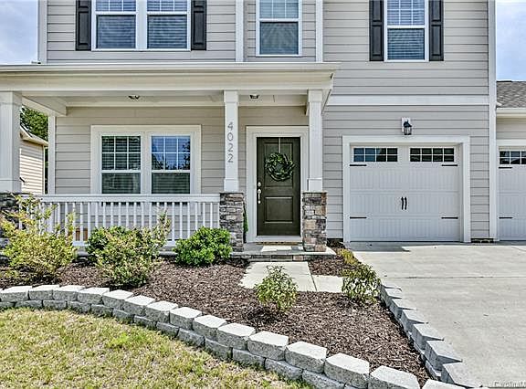 2nd image of 4022 Huntley Glen Dr