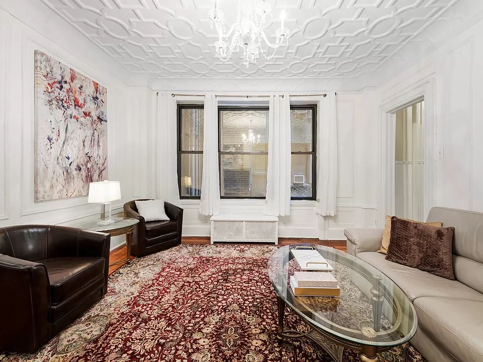 1st image of 200 W 54th St APT 3H