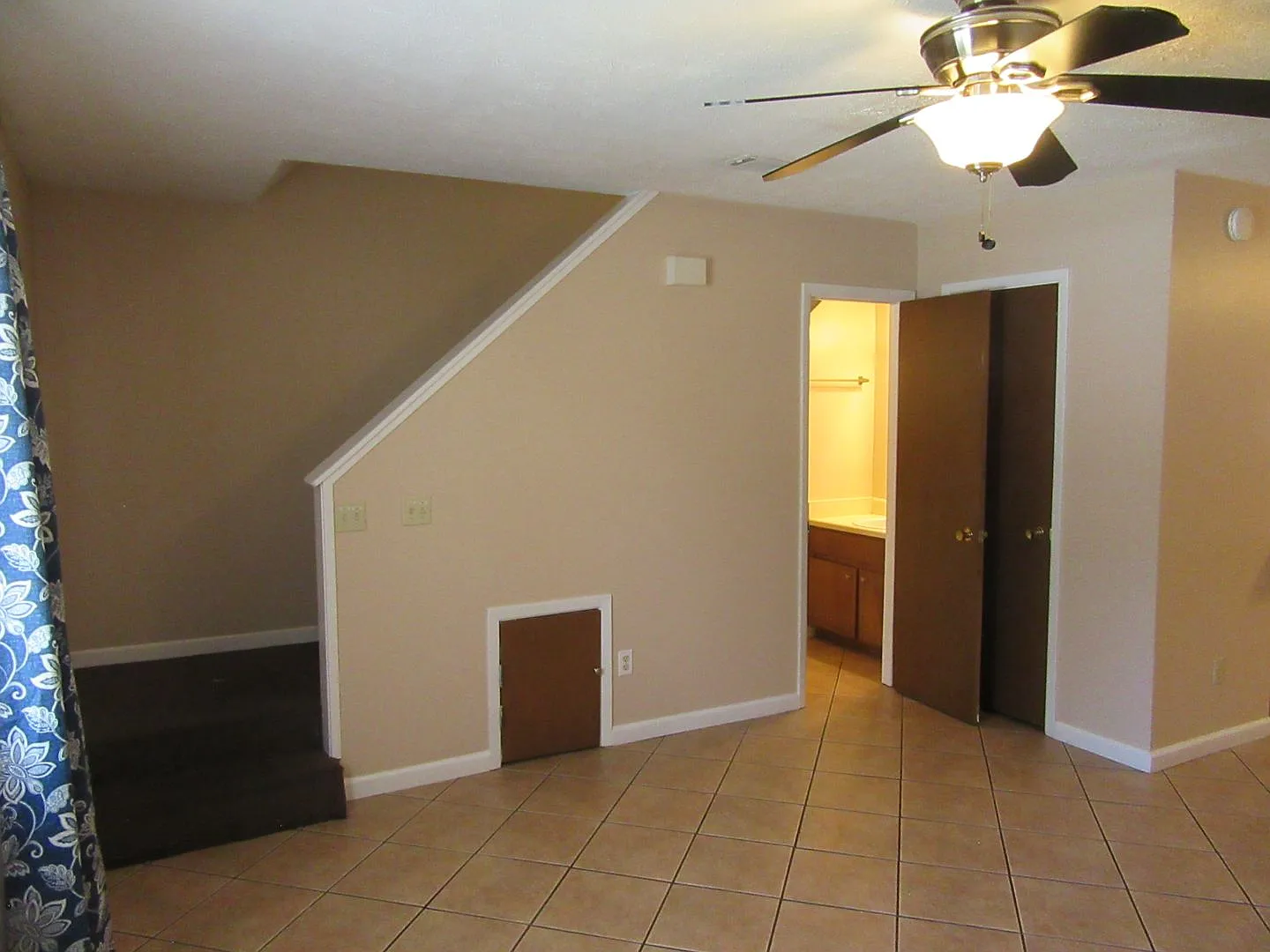 802 West St. — Photo 4