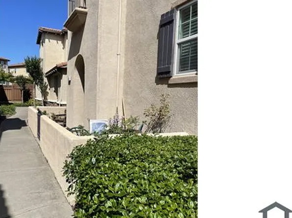 186 Barnhill Dr, Folsom, CA 95630