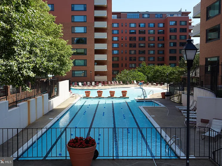 1121 Arlington Blvd #230 — Photo 26