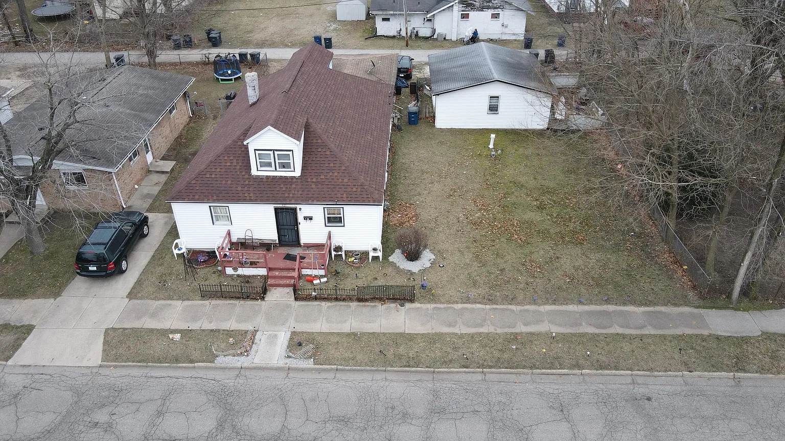 421 N Pleasant Ave photo 1