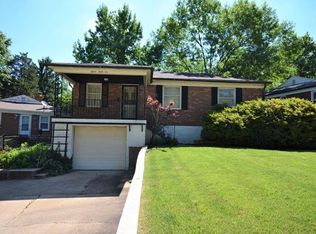 1536 Blue Bell Ln, Saint Louis, MO 63119