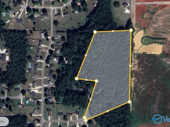 111 Isaac Ln, Hazel Green, AL 35750