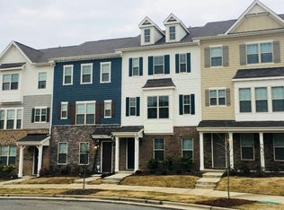 9352 Ainslie Downs St, Charlotte, NC 28273