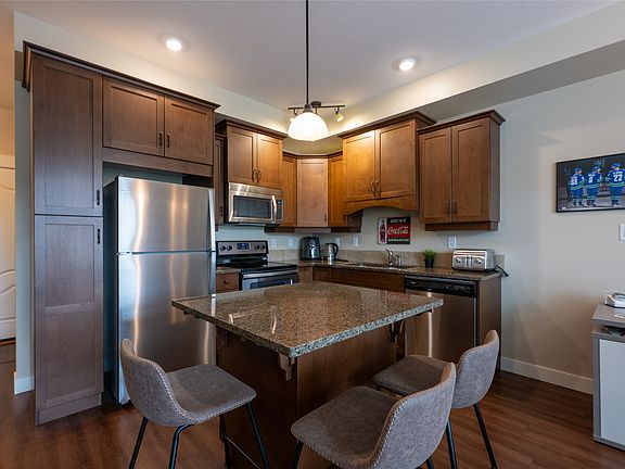 4th image of 755 McGill Rd #403
