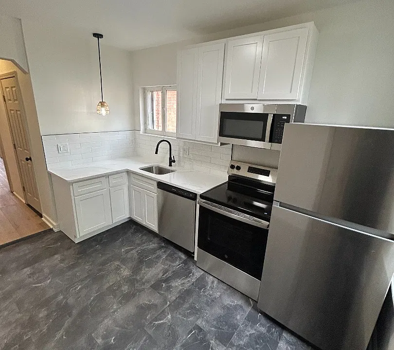 3951 Schiller Pl #3953