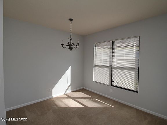 4th image of 425 Breckenridge Cir SE