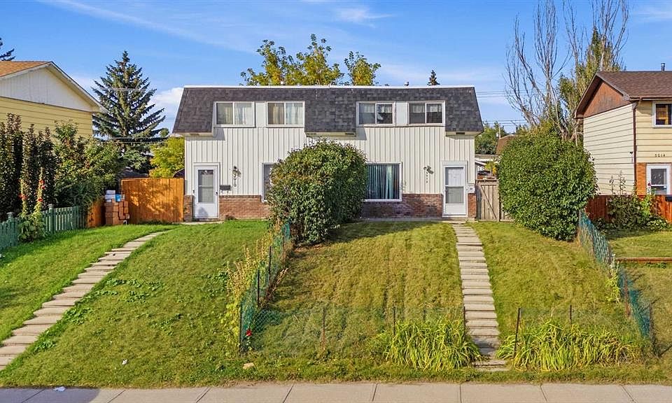 1st image of 3012 S Dover Cres SE