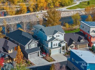 3772 N Willowbar Ln, Garden City, ID 83714