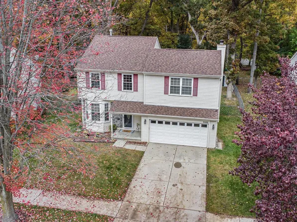 3289 Hilltop Dr, Holly, MI 48442