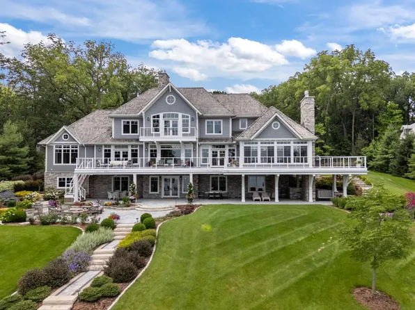 5780 North Pheasant DRIVE, Nashotah, WI 53058