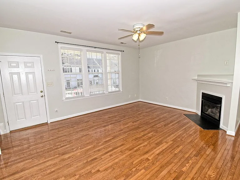 2245 Long Pine Ln — Photo 6