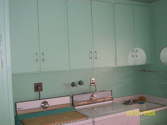 Large laundry room