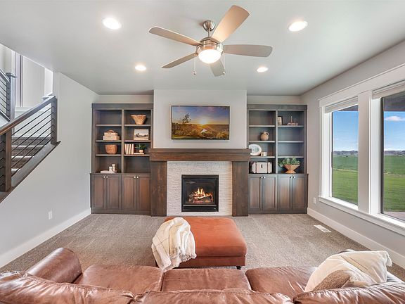 5th image of 511 Tasia Brianna Dr W