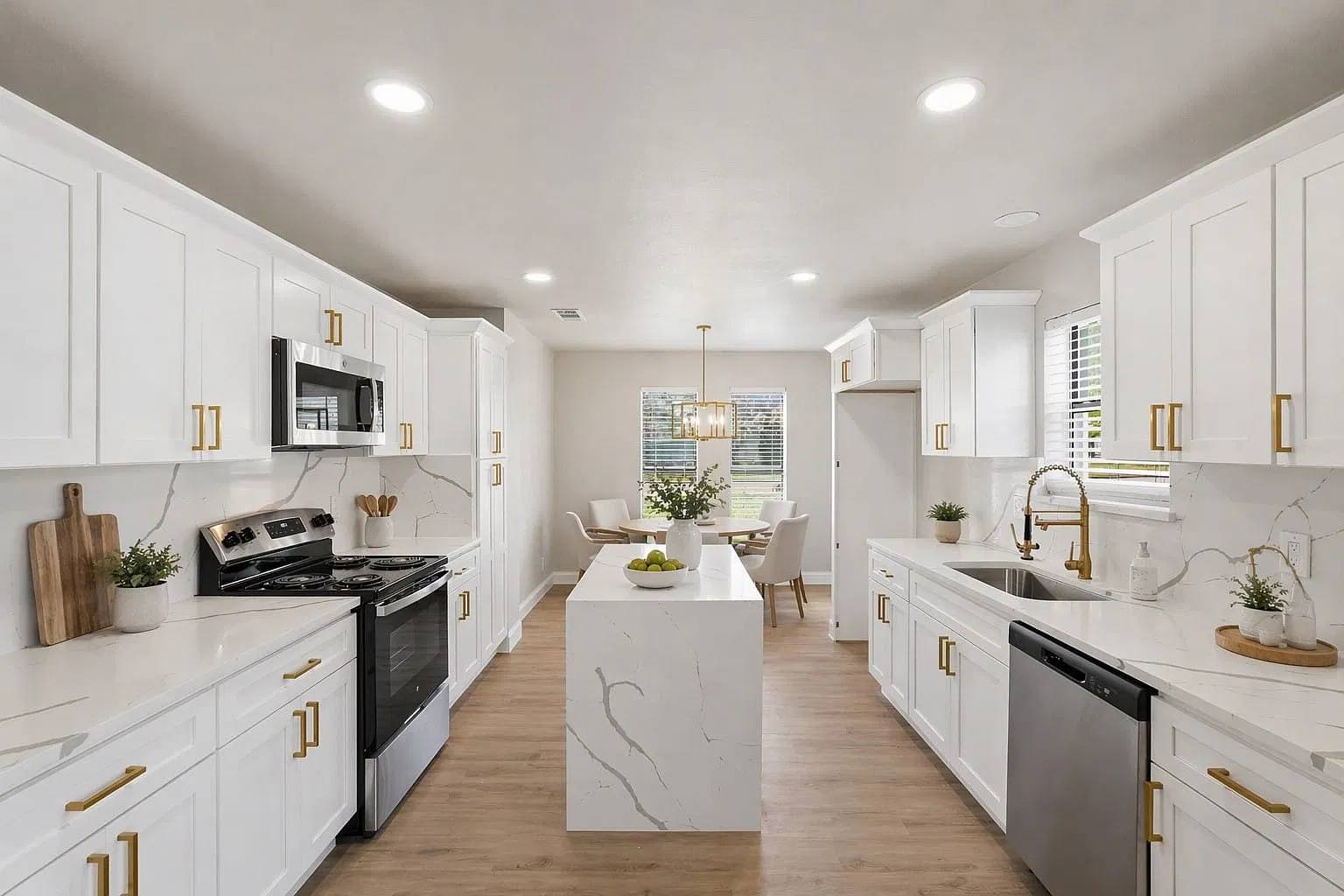 4 bed, 2.5 bath, 1941 sqft, $2,900 — Photo 4