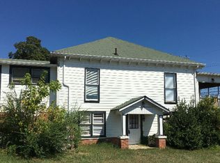 84 S Main St #2, Ellijay, GA 30540