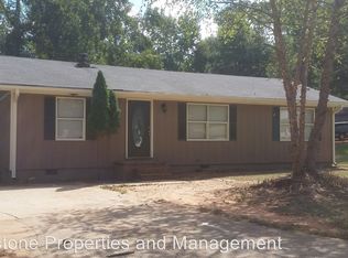 11 Pinecone Ct, McDonough, GA