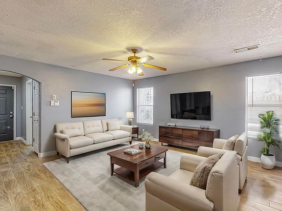 2nd image of 3608 Cameo Dr SW