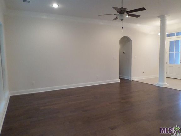 4th image of 18197 River Landing Dr