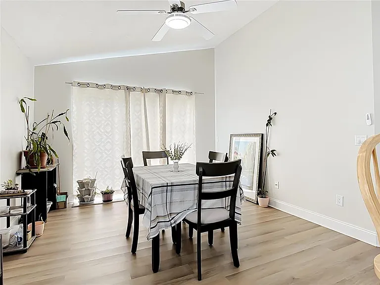 1128 Pinedale Dr — Photo 6