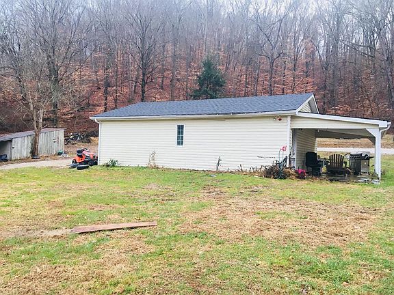 4th image of 55 Trent Cir