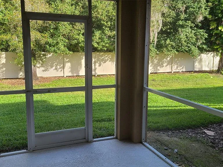 2914 Royal Tuscan Ln — Photo 29