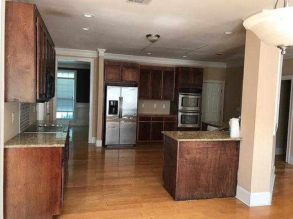 3rd image of 2311 Danielle Blvd