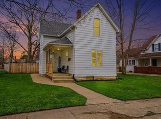 215 Smith St, Mishawaka, IN 46544