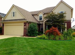 9015 W Walden Dr, Van Buren Township, MI