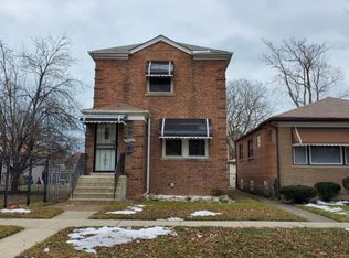 10437 S Bensley Ave, Chicago, IL