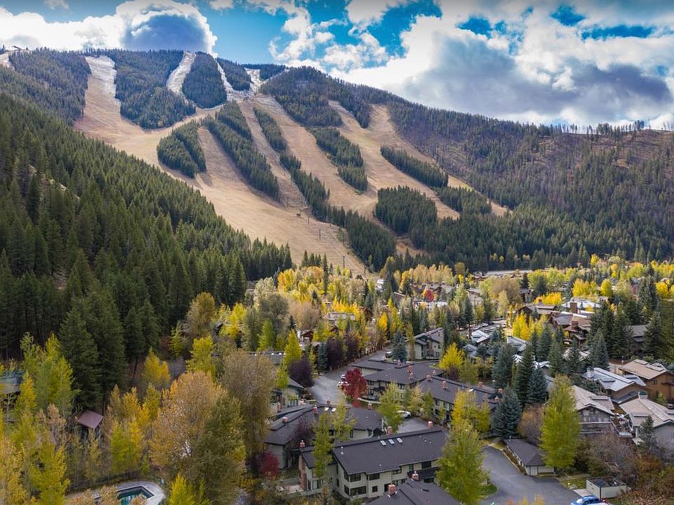 Ariel view of location of Prospector condos and the Base of Warm Springs Lifts.